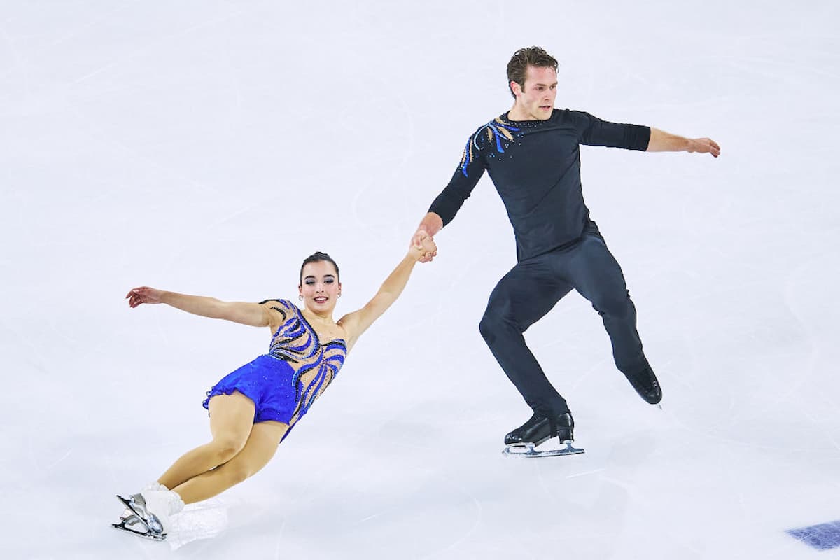 Lia Pereira & Trennt Michaud - Eiskuntlauf-Paare beim ISU Grand Prix Frankreich 2023 - Kurzprogramm