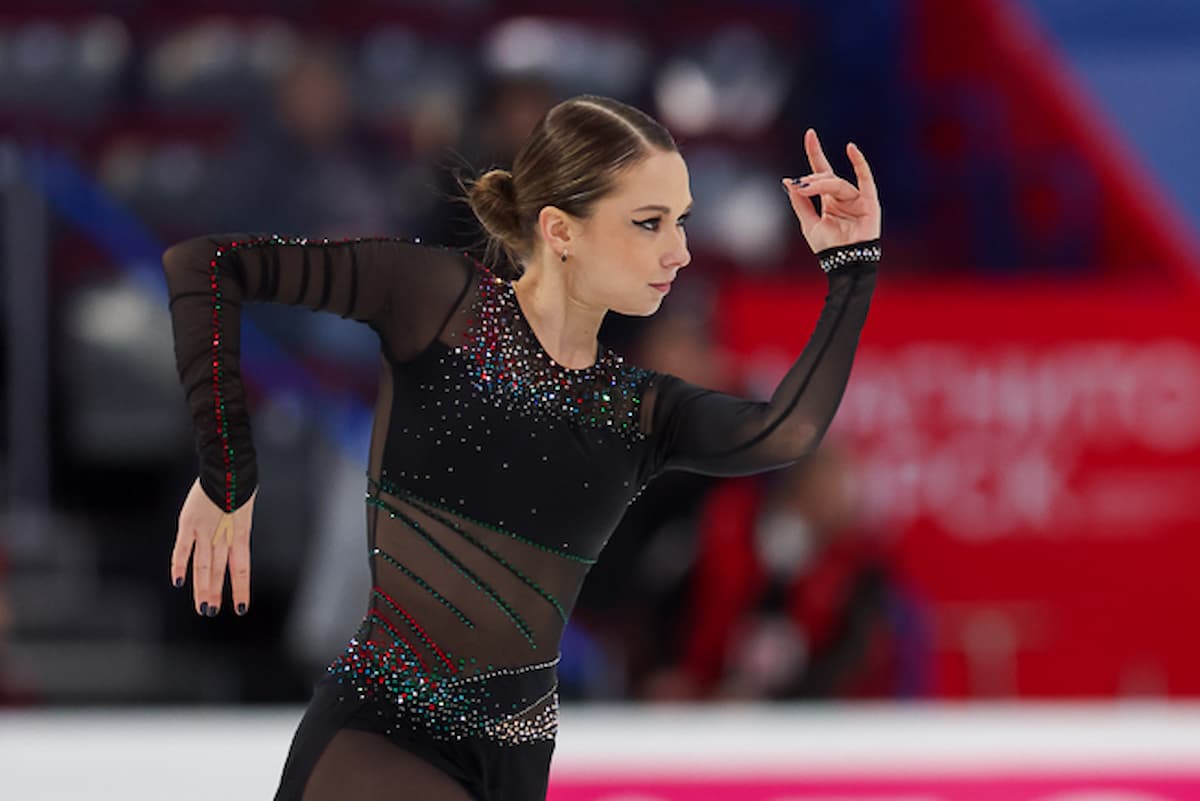 Ksenia Sinitsyna beim Grand Prix Eiskunstlauf Russland 2024 Magnitogorsk