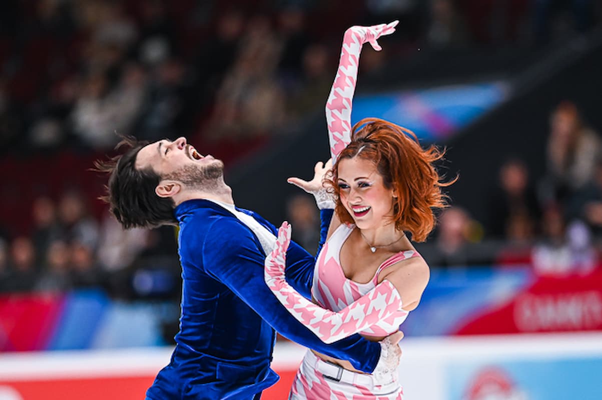 Elizaveta Khudaiberdieva - Egor Bazin - Eistanz-Paar im Rhythm Dance Eiskunstlauf Grand Prix St. Petersburg 2024