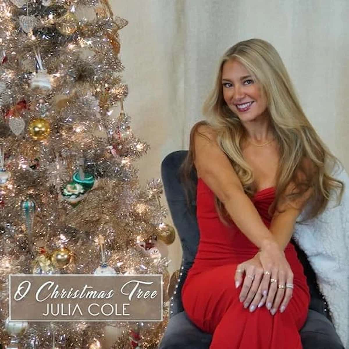 Julia Cole “O Christmas Tree” - hier im Bild das Album-Cover mit Julia Cole