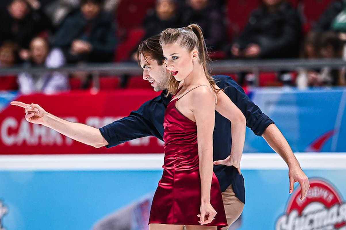 Vasilisa Kaganovskaia - Maxim Nekrasov - Eistanz-Paar im Rhythm Dance beim Eisksuntlauf Grand Prix St. Petersburg 2024