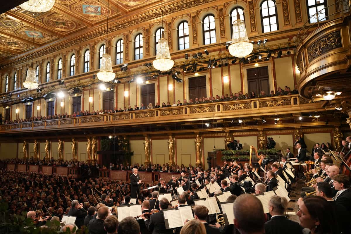 Goldener Saal des Wiener Musikvereins mit Riccardo Muti und Wiener Philharmoniker