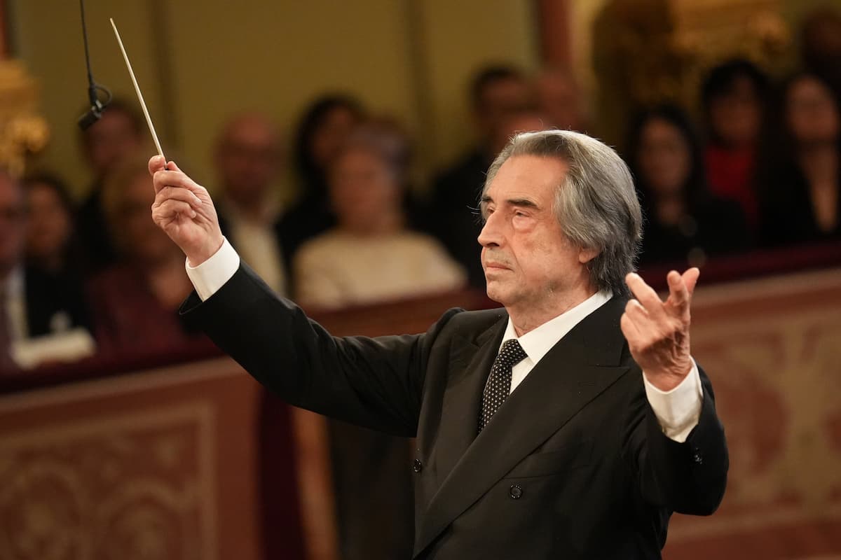 Neujahrskonzert 2025 Wiener Philharmoniker 1.1.2025 Dirigent Riccardo Muti, Ballett, Tänzer und Musik-Programm