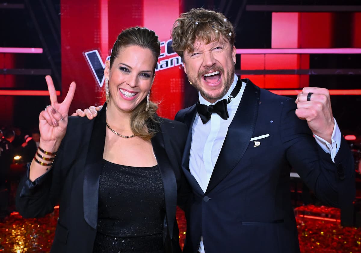 The Voice Siegerin-Gewinnerin 2024 Jennifer Lynn und ihr Coach Samu Haber im Finale The Voice 2024