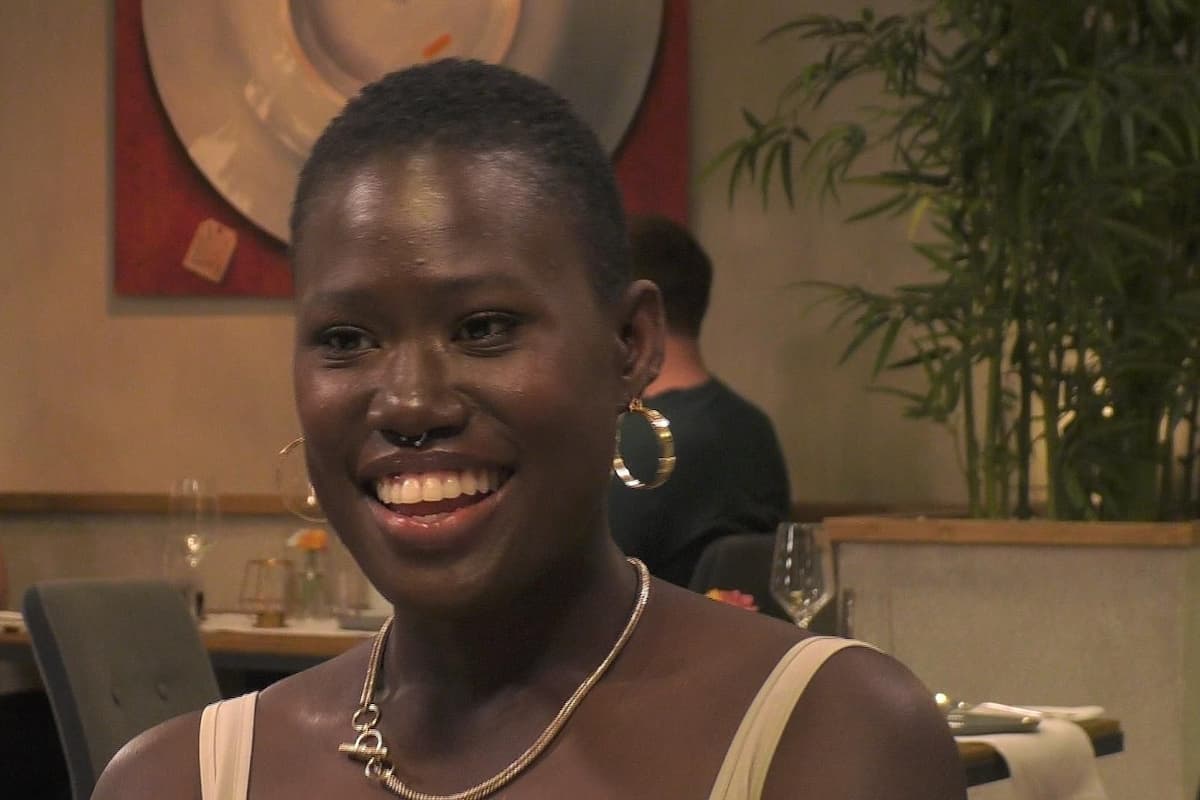 Aminata Sanogo zu Gast bei Promi First Dates am 10.2.2025