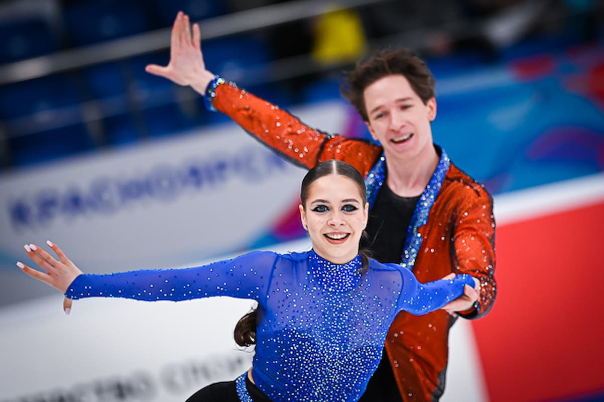 Elizaveta Pasechnik - Dario Cirizano - Eistanz-Paar auf Platz 2 im Rhythm Dance beim Eiskunstlauf Grand Prix Finale Russland 2025