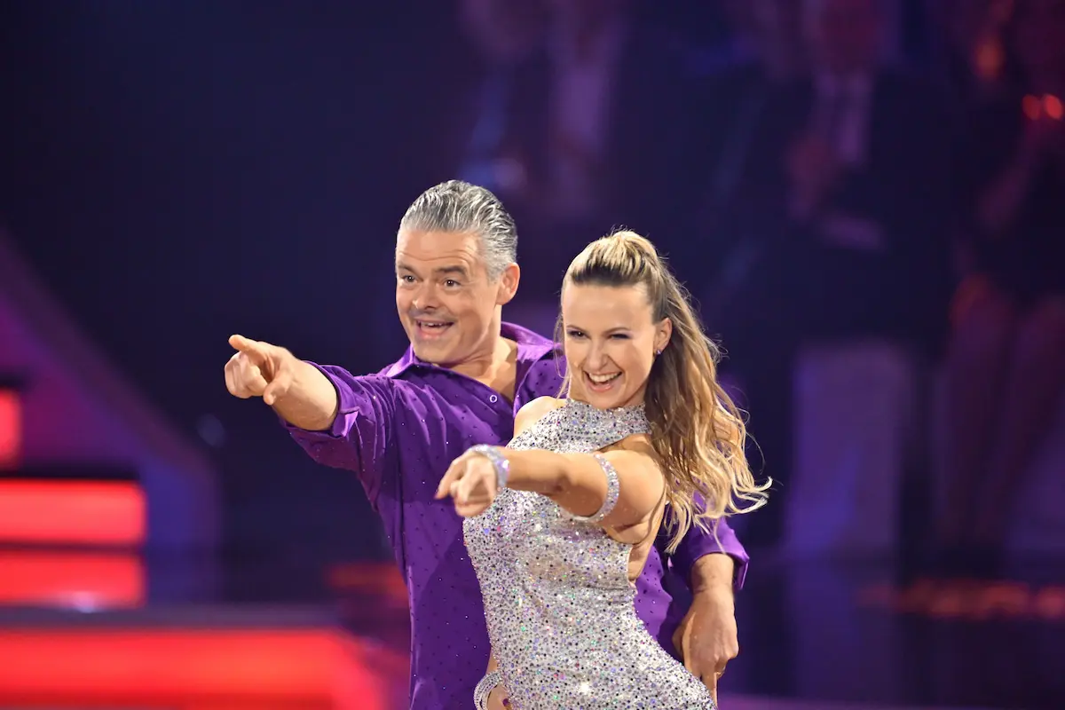 Andi Wojta und Kati Kallus bei einem Cha Cha Cha bei Dancing Stars am 21.3.2025