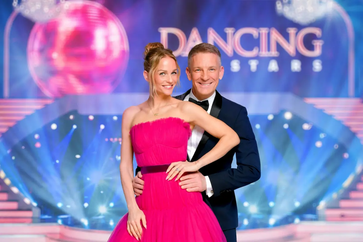 Dancing Stars 14.3.2025 Moderatoren Mirjam Weichselbraun und Andi Knoll