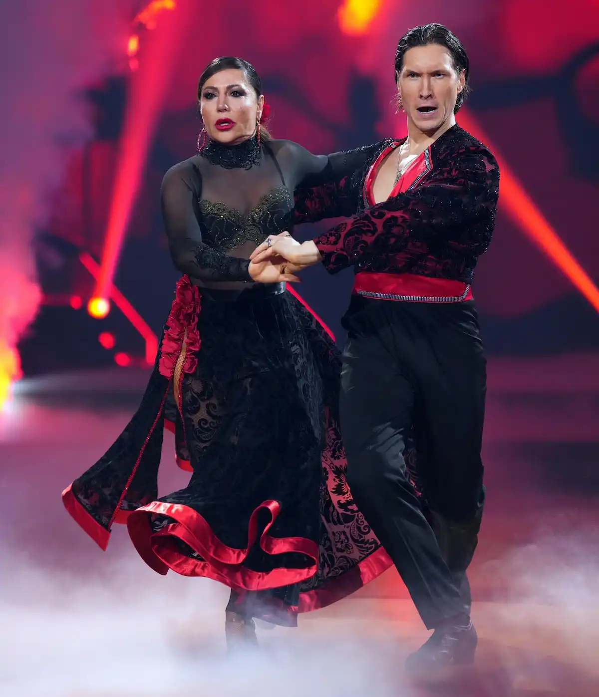 Simone Thomalla & Evgeny Vinokurov Unsicher beim Paso doble - Let's dance am 7.3.2025